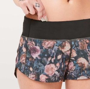 Lululemon Speed shorts frosted rose flora Sz 4l